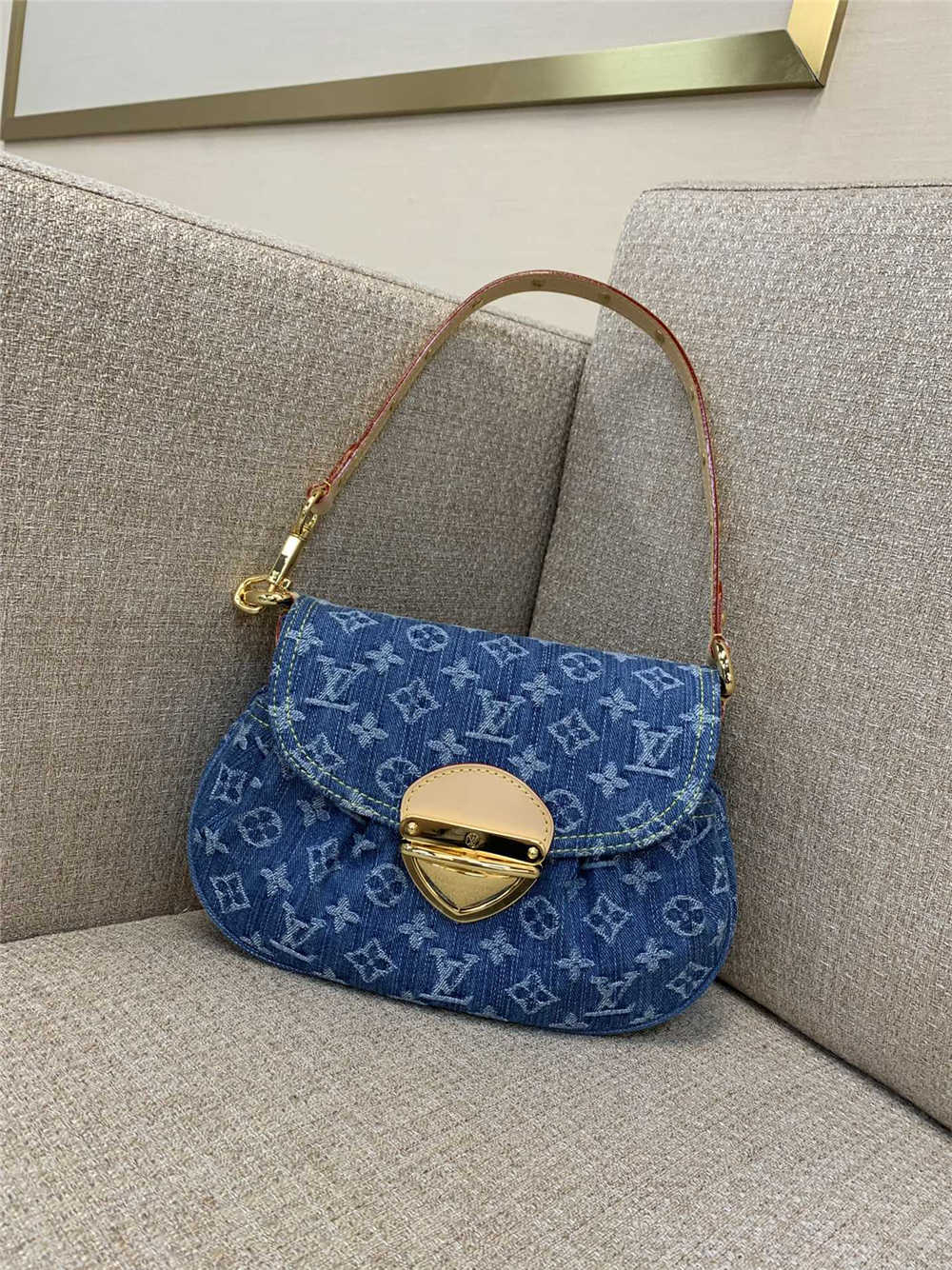 Louis Vuitton SUNSET  M46829  size：27x18x3cm 2025 new 